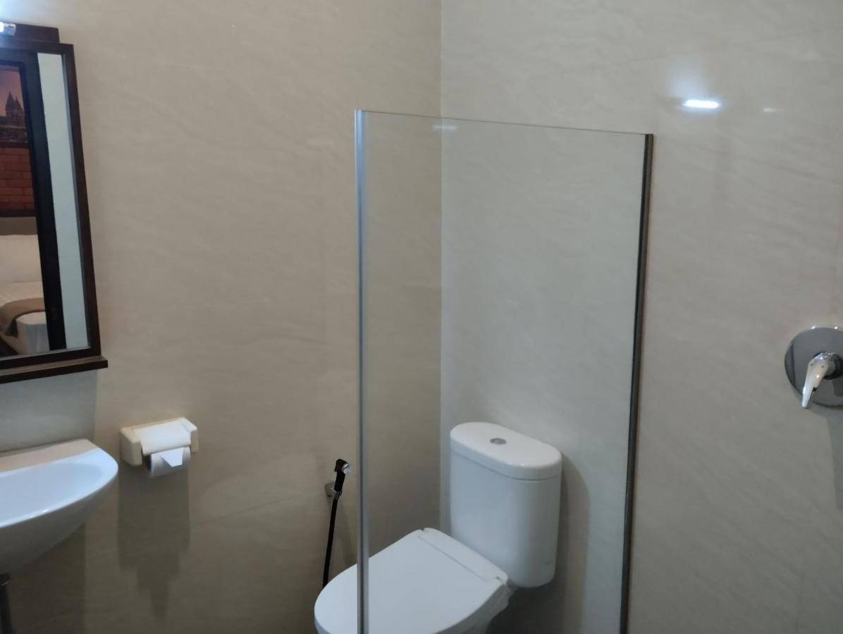 Omah Watu Homestay Yogyakarta Ngoại thất bức ảnh